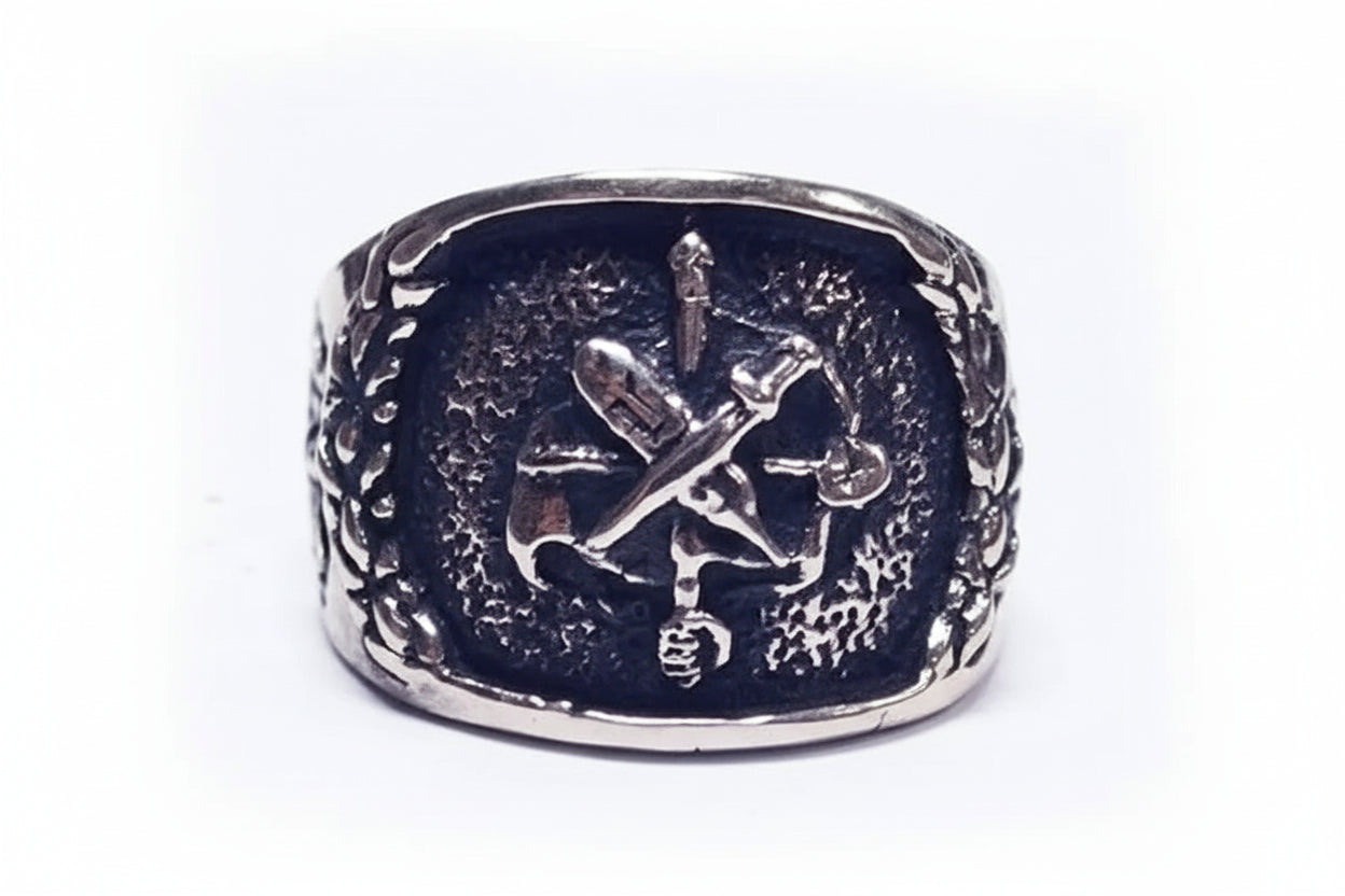 ArmRevDashnak Sterling Silver Ring V3
