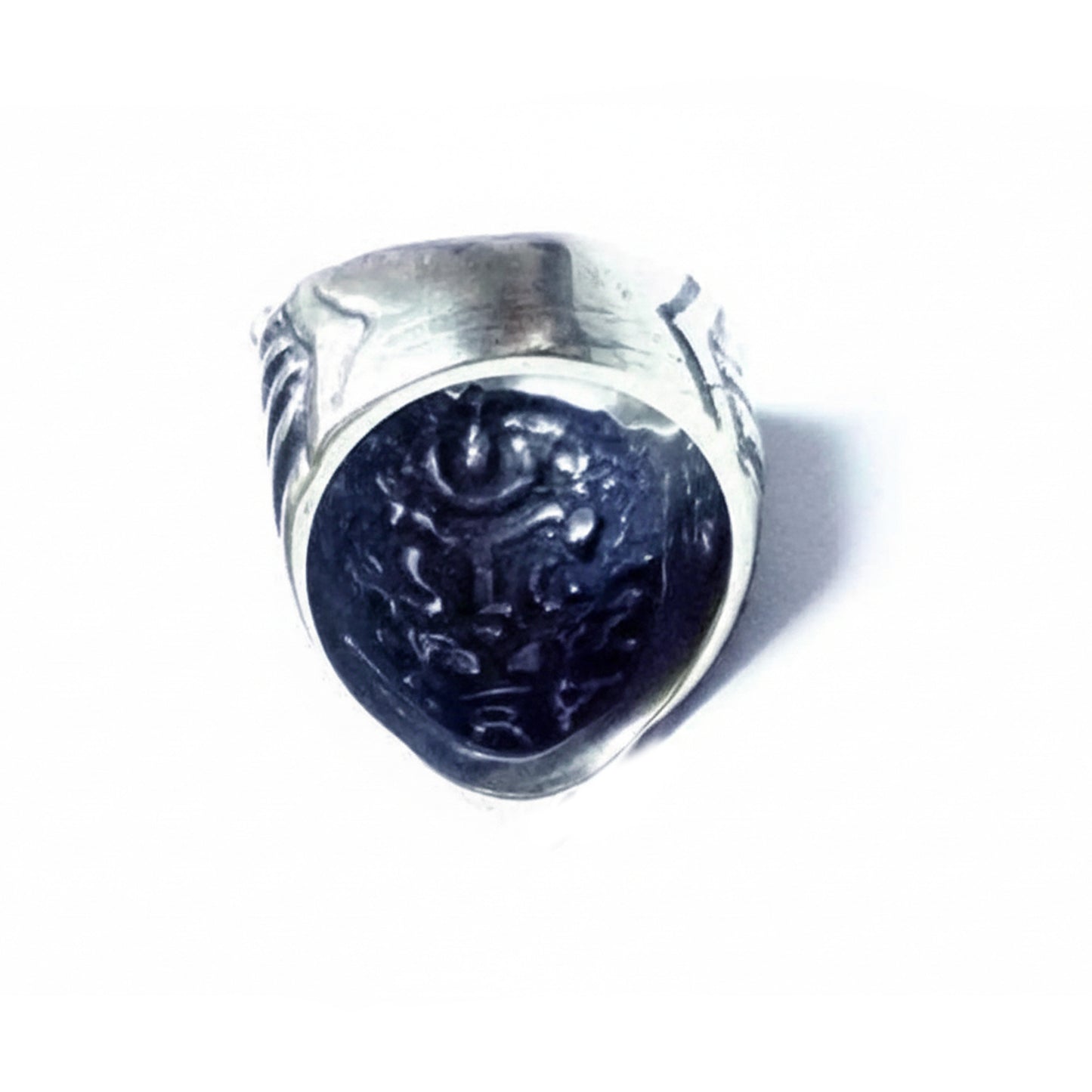 Queen Sterling Silver Ring