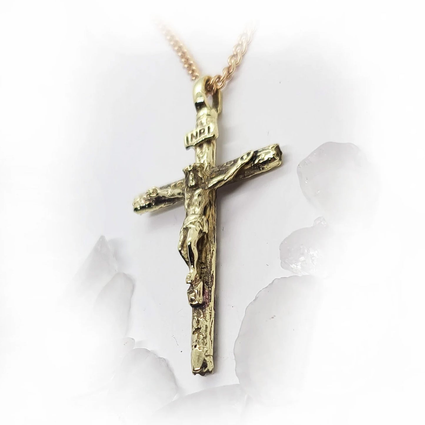 Wooden Texture Cross with Jesus Christ 18 kt Gold Pendant with Rubies