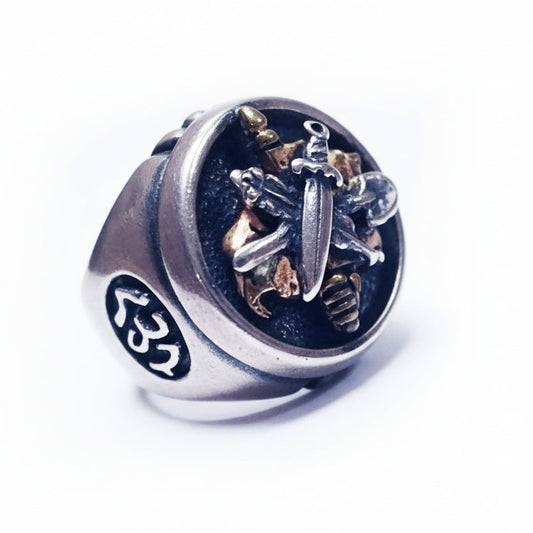 ArmRevDashnak Sterling Silver Ring V4