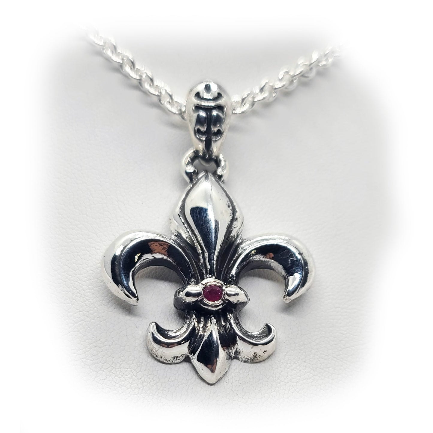 Fleur-de-lis Sterling Silver Pendant V1