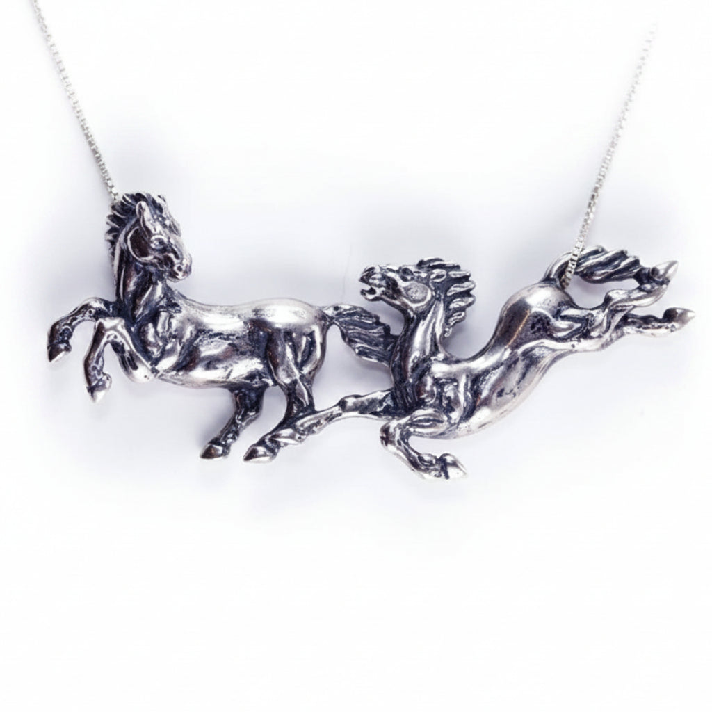 Horses Love sterling Silver Pendant