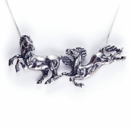 Horses Love sterling Silver Pendant