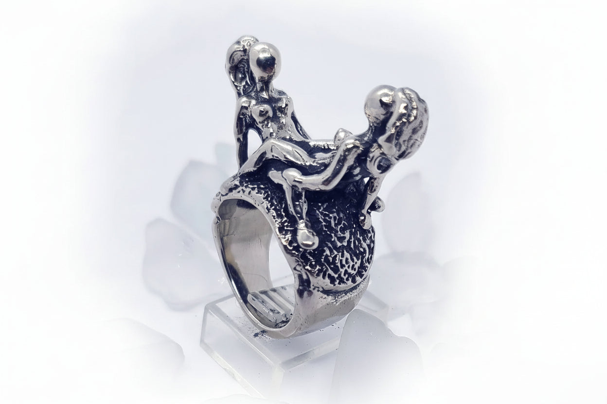Sexy Lesbians Couple Making Love Sterling Silver Erotic Ring