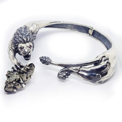 Attacking Lion with Stone Sterling Silver Necklace