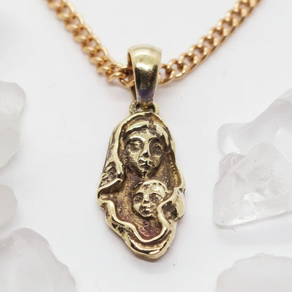 Mother Mary with Jesus 18 kt Gold Pendant