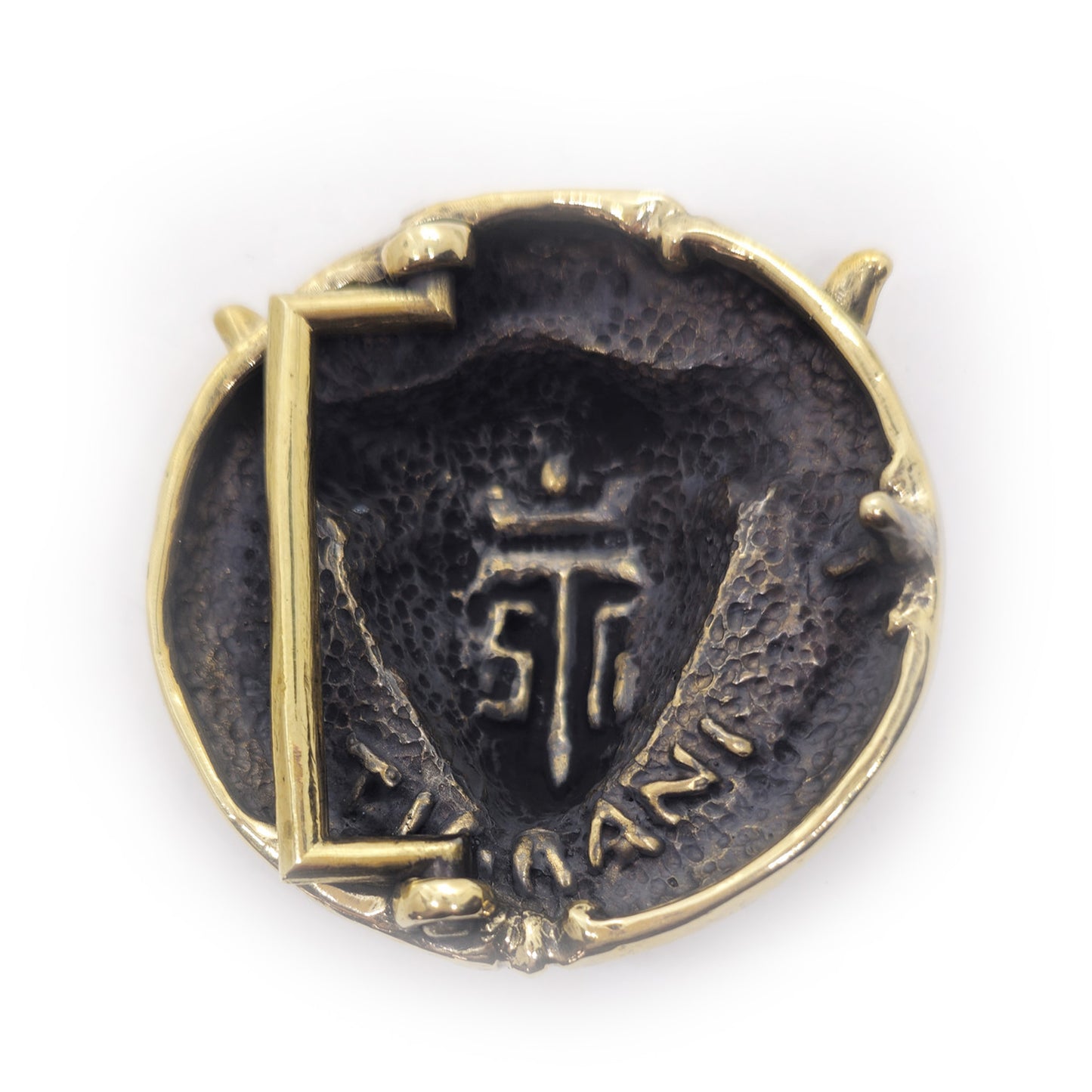 Ox Head Round Brass Belt Buckle