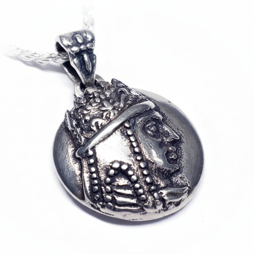 Tigran The Kings of king Sterling Silver Pendant, Antique Finish V1