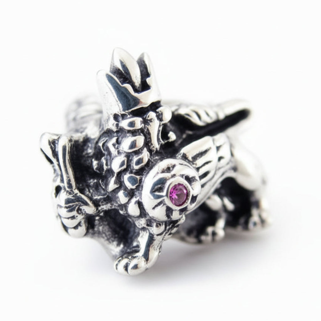 YEREVAN Sterling Silver Ring with Ruby