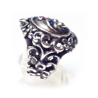 Yin Yang With Flowers Silver Ring with Ruby and Blak Onyx
