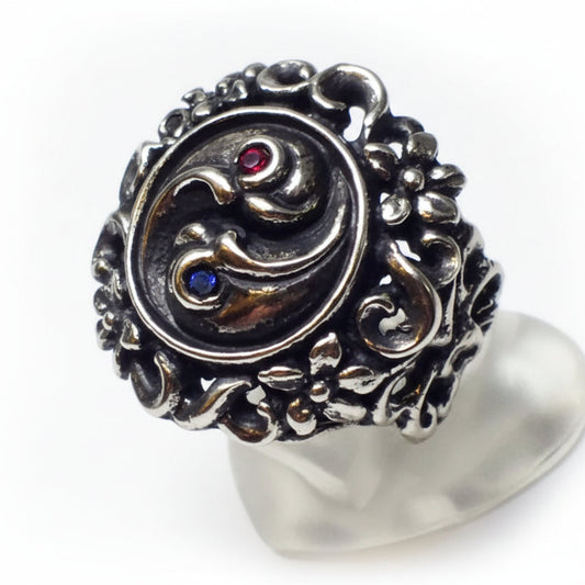 Yin Yang With Flowers Silver Ring with Ruby and Blak Onyx