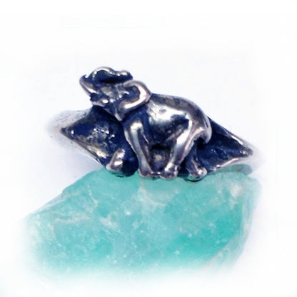 Elefant Small Sterling Silver Ring