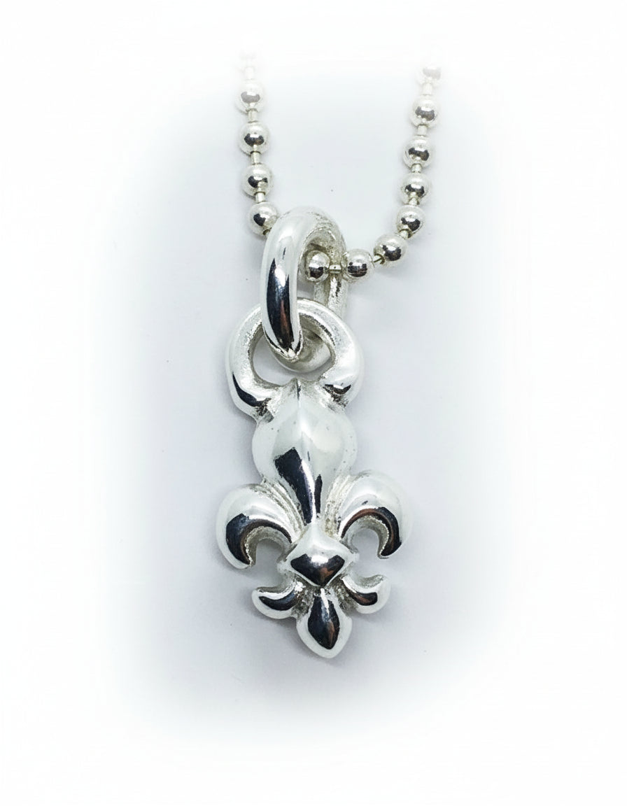 Fleur - De - Lis Sterling Silver Small Pendant