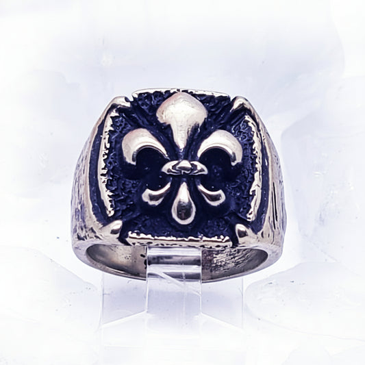 Fleur-De-Lis Sterling Silver Ring v2