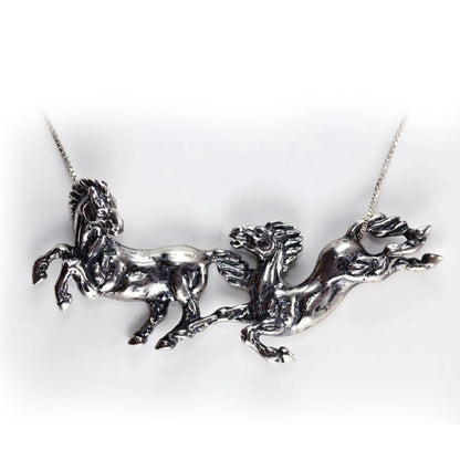 Horses love Sterling Silver Necklace