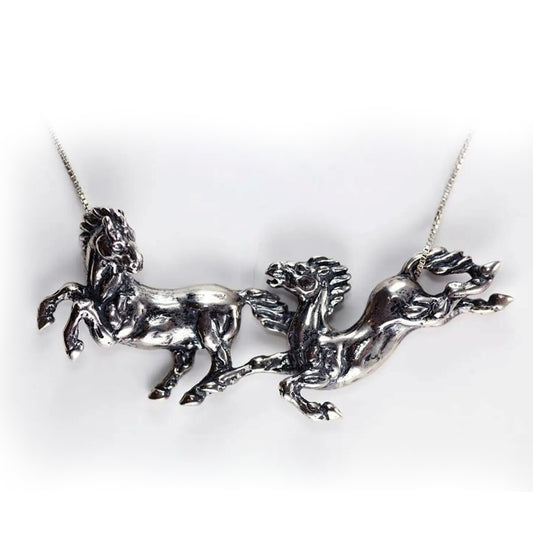 Horses love Sterling Silver Necklace