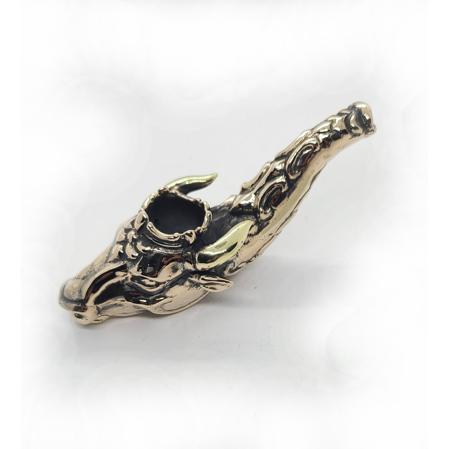 Ox Head Bronze Smocking Pipe