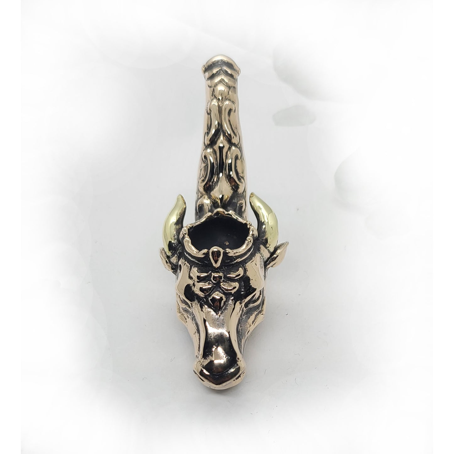 Ox Head Bronze Smocking Pipe