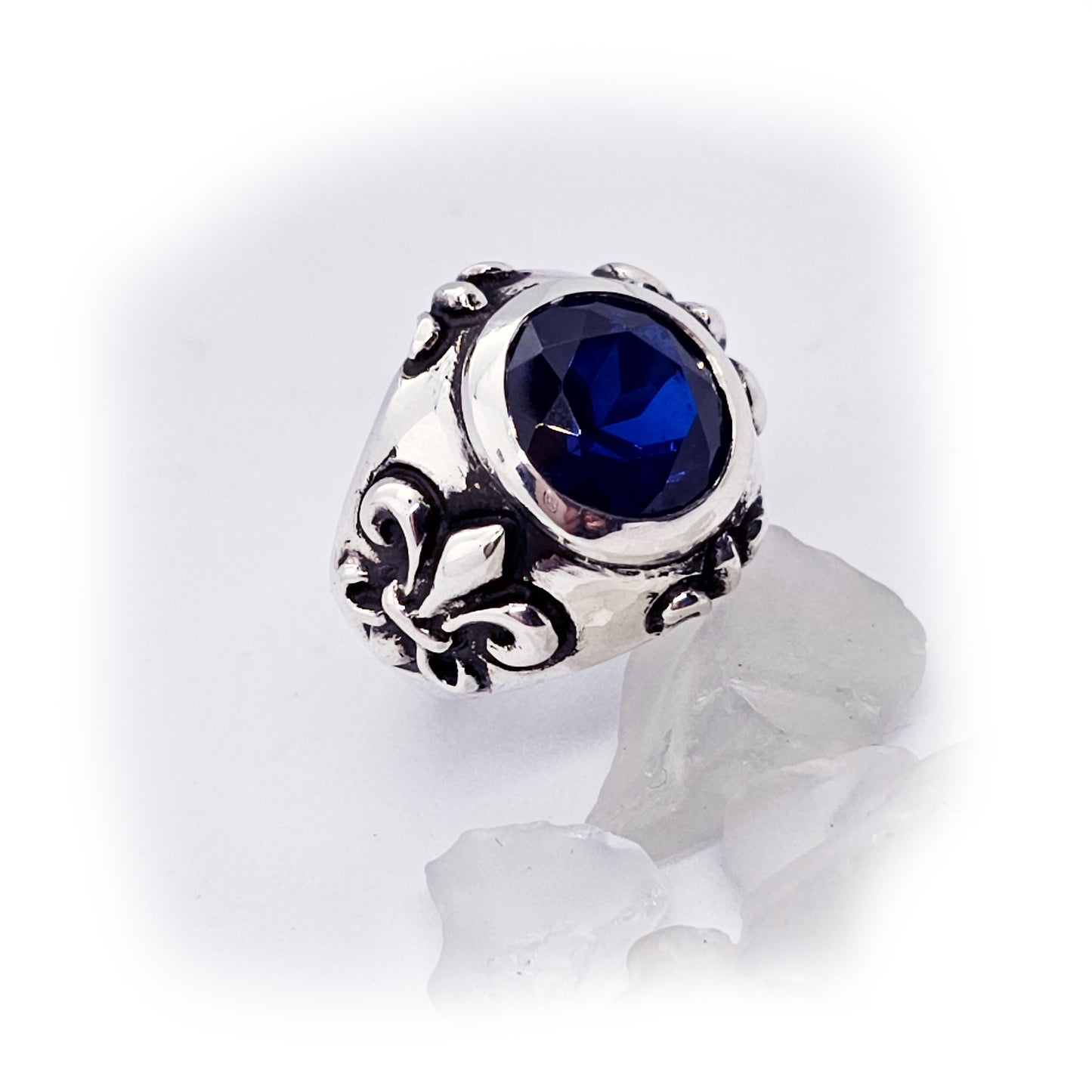 Sterling Silver Ring With CZ Round Bluestone