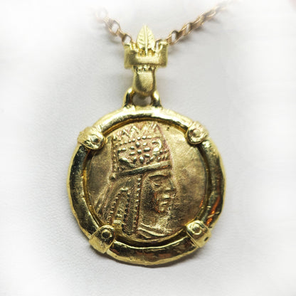 Tigran The Great Golden Pendant With A Gold Frame