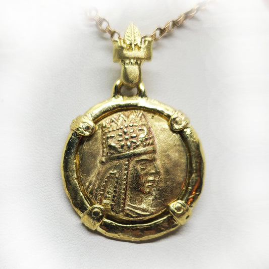 Tigran The Great Golden Pendant With A Gold Frame